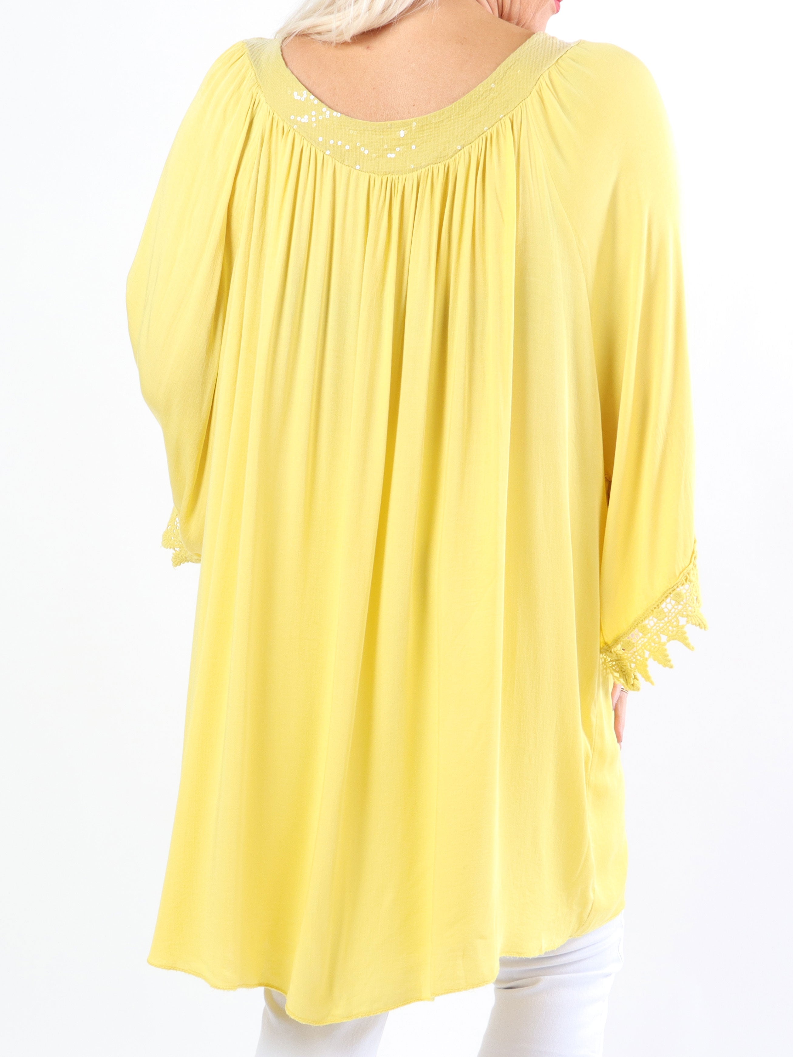 Dolores - Tunikaklänning i plus size med paljetter och broderier